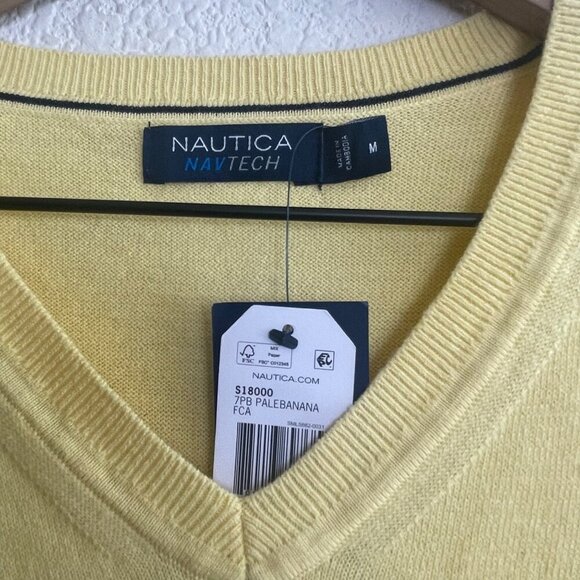 Nautica Men’s V-Neck Sweater Medium Ochre Beach Navtech NWT Classic Fit - Picture 8 of 12